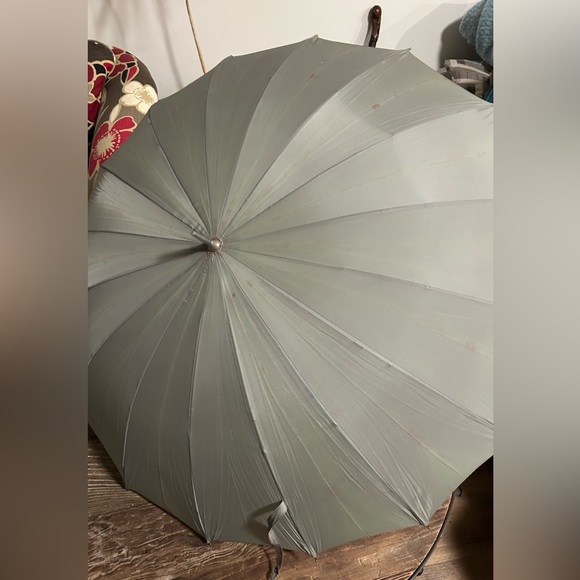 Vintage Parasol - Picture 4 of 5